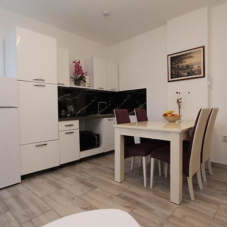 Apartments Hawaii Банджоле Экстерьер фото
